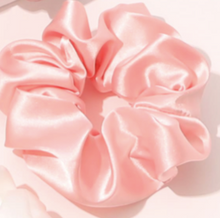 Load image into Gallery viewer, Lovely scrunchies
